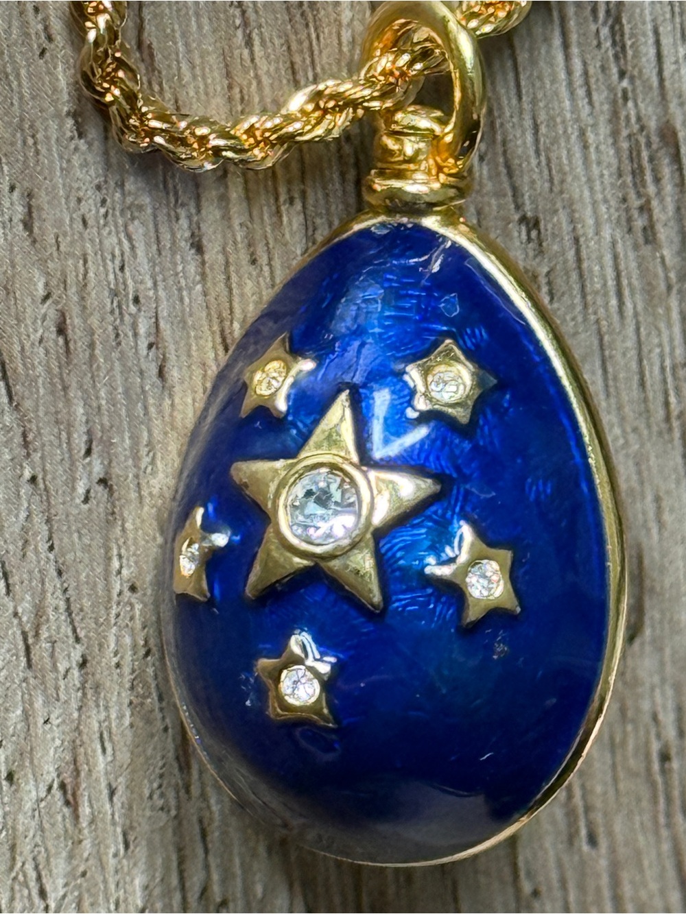 Vintage Joan Rivers Classic Enamel Faberge Egg Inspired Stars Necklace